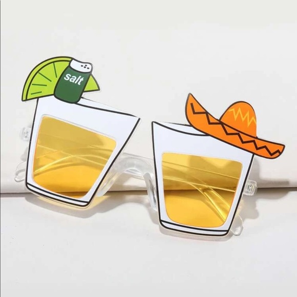 Sunglasses - Picture 4 of 10